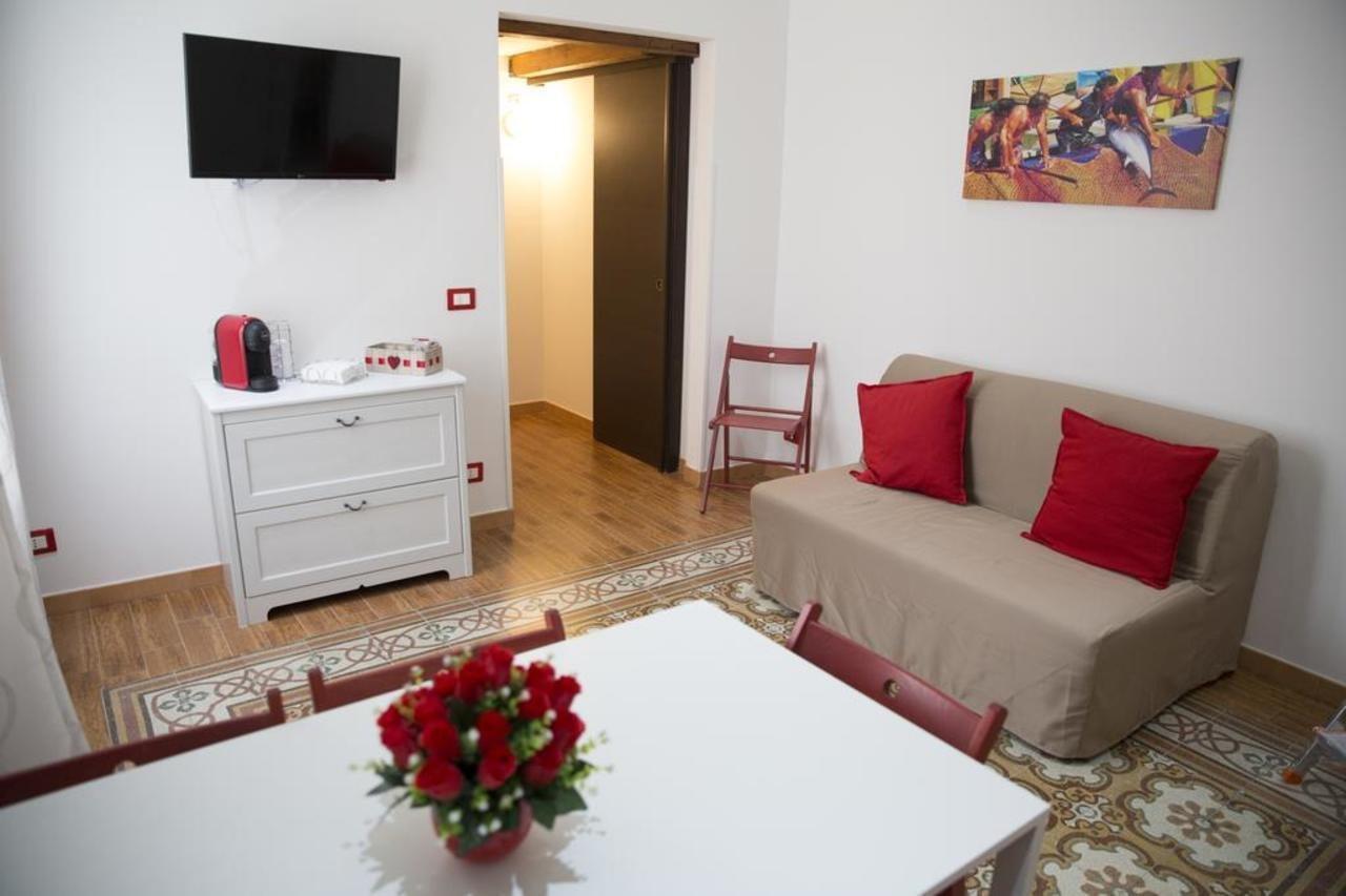 Oltremare Appartamenti Trapani Exteriör bild